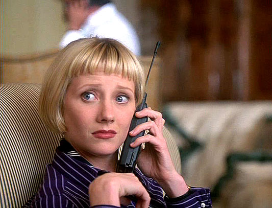 https://movies.mxdwn.com/wp-content/uploads/2022/08/anne-heche-wagthedog-7.jpg